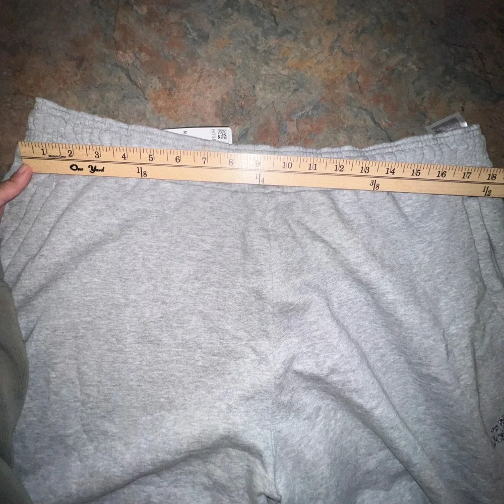 Adidas Mens 2XL Multi Sport Shorts‎ Grey Heather - Elastic Waist Drawstring